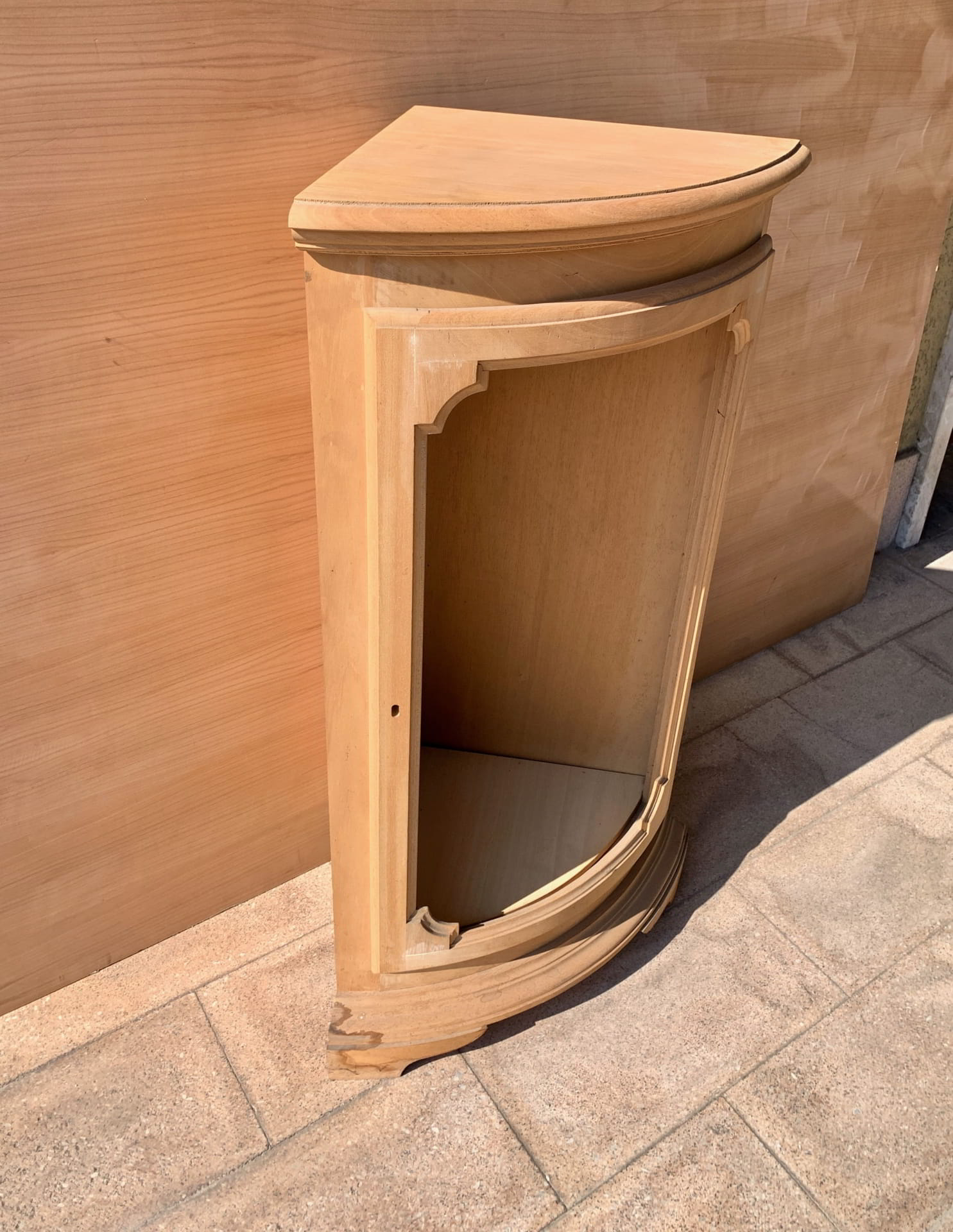 art.F02 - Angoliera bassa 1 porta